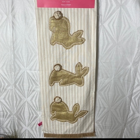 🔶 Easter/ Spring  Bunny Table Runner Isaac Mizrahi NWOT - Picture 1 of 3